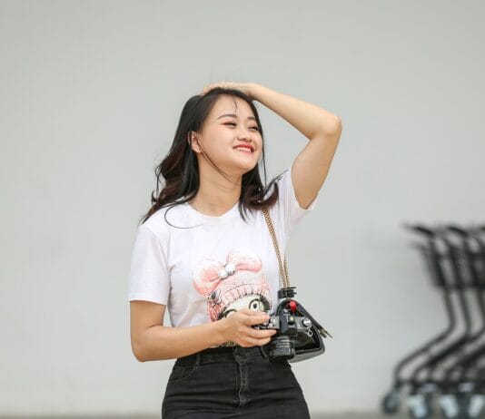 Pokazy mody afrykańskiej w Nowym Jorku i Paryżu