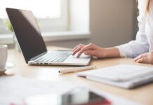 Objawy uszkodzonego kontrolera ładowania – checklista B2B